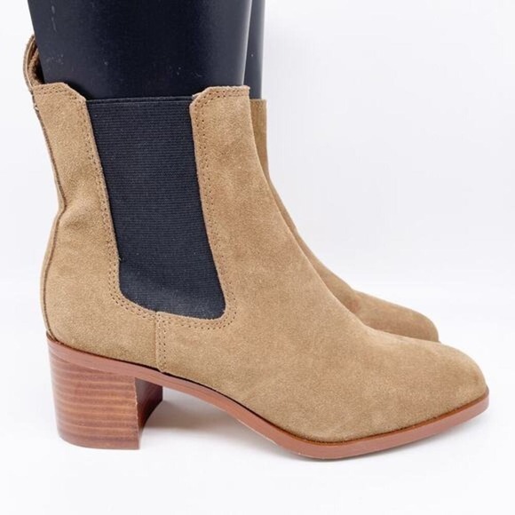 Steve Madden Shoes - Steve Madden Women's Rhiannon Chelsea Boot Cognac Suede Size 7.5M